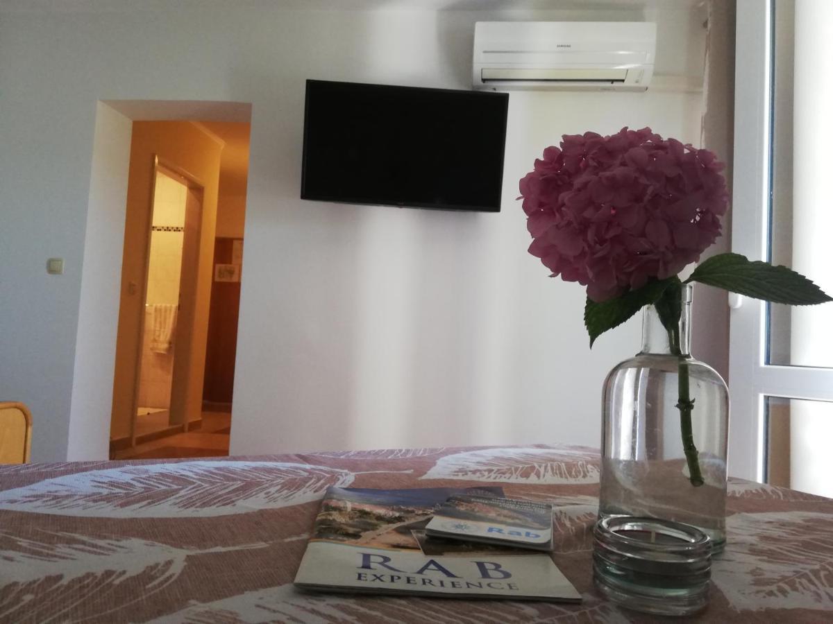 Riviera Rooms And Apartments Palit Экстерьер фото