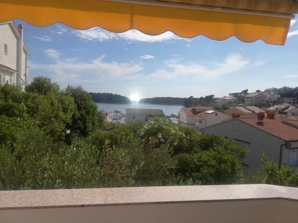 Riviera Rooms And Apartments Palit Экстерьер фото