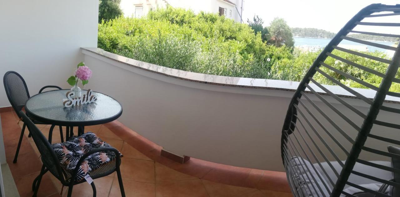 Riviera Rooms And Apartments Palit Экстерьер фото