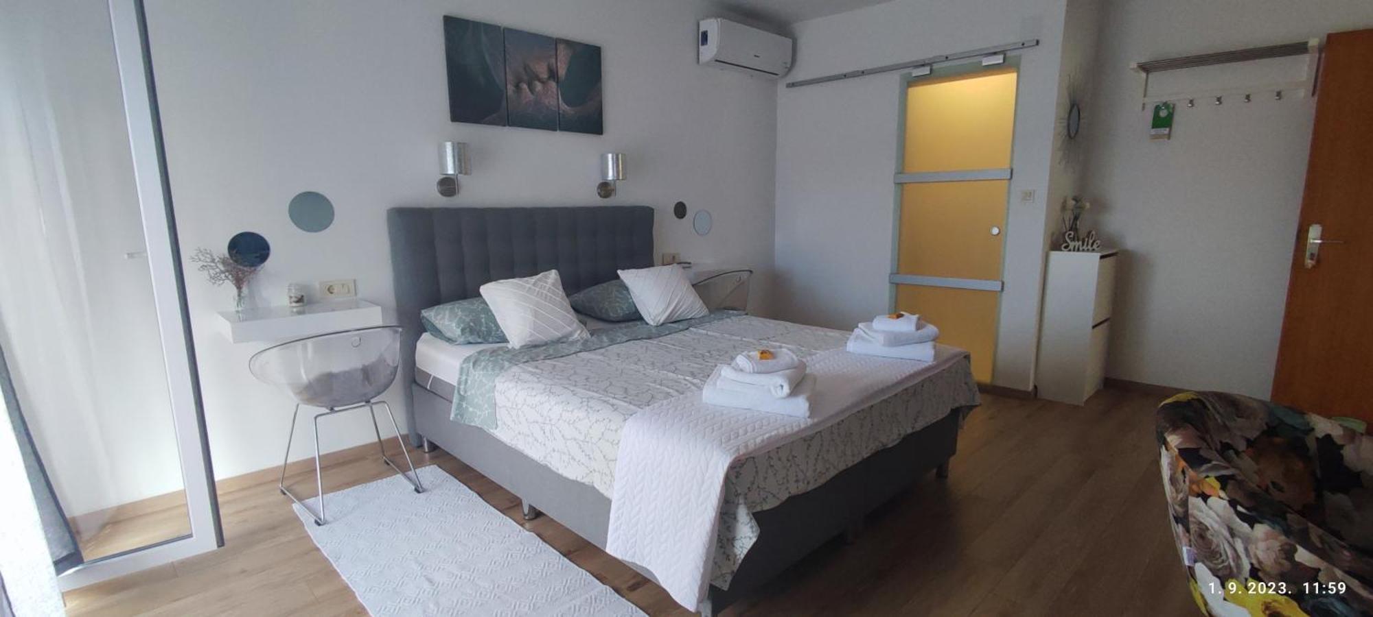 Riviera Rooms And Apartments Palit Экстерьер фото