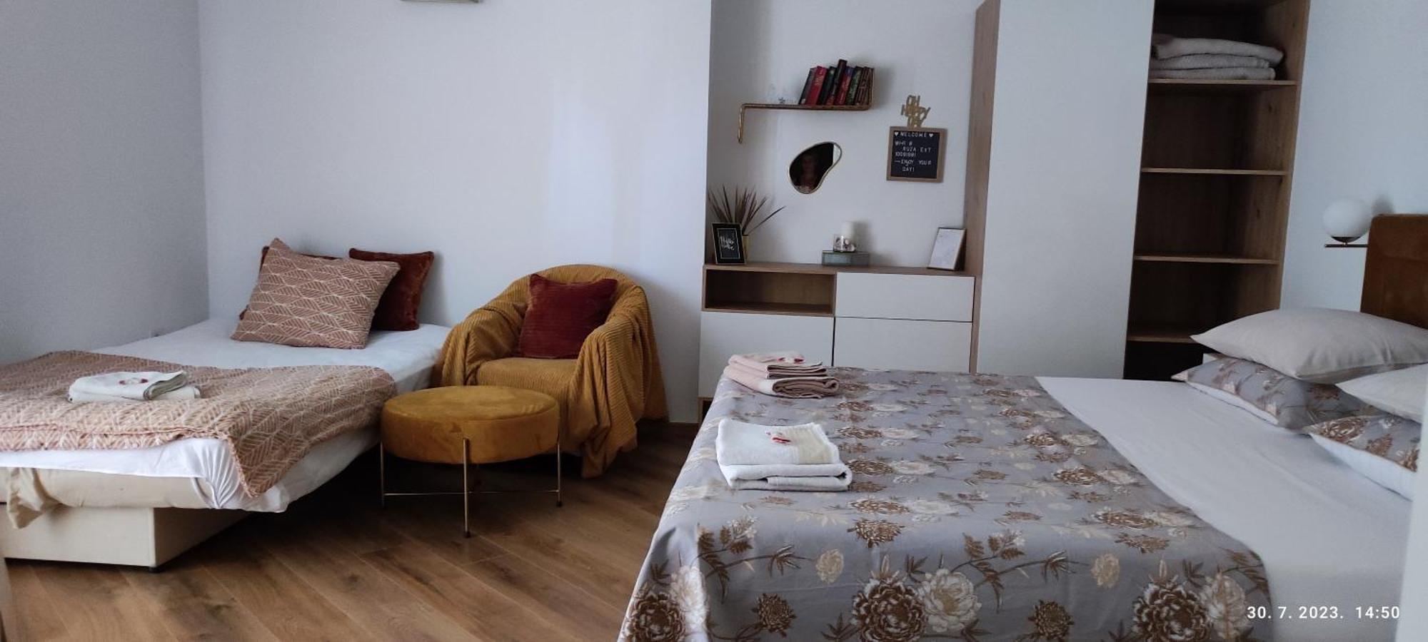 Riviera Rooms And Apartments Palit Экстерьер фото