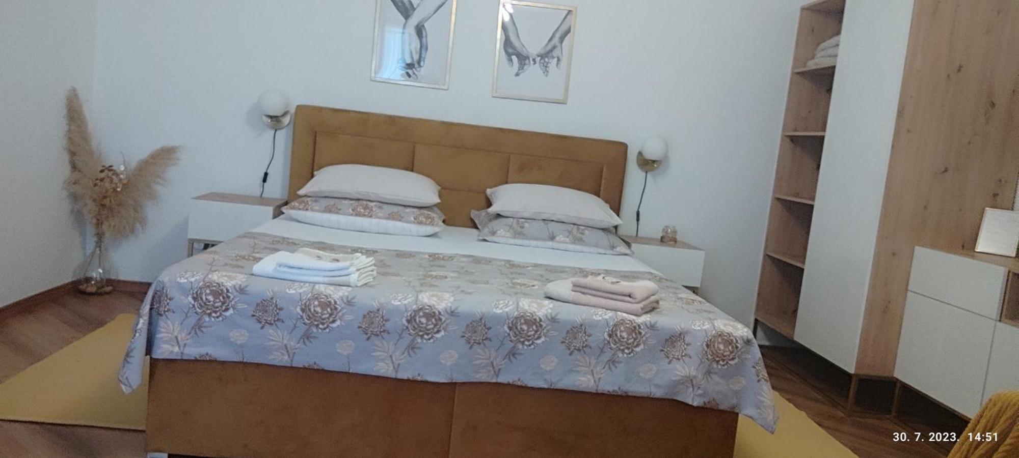 Riviera Rooms And Apartments Palit Экстерьер фото